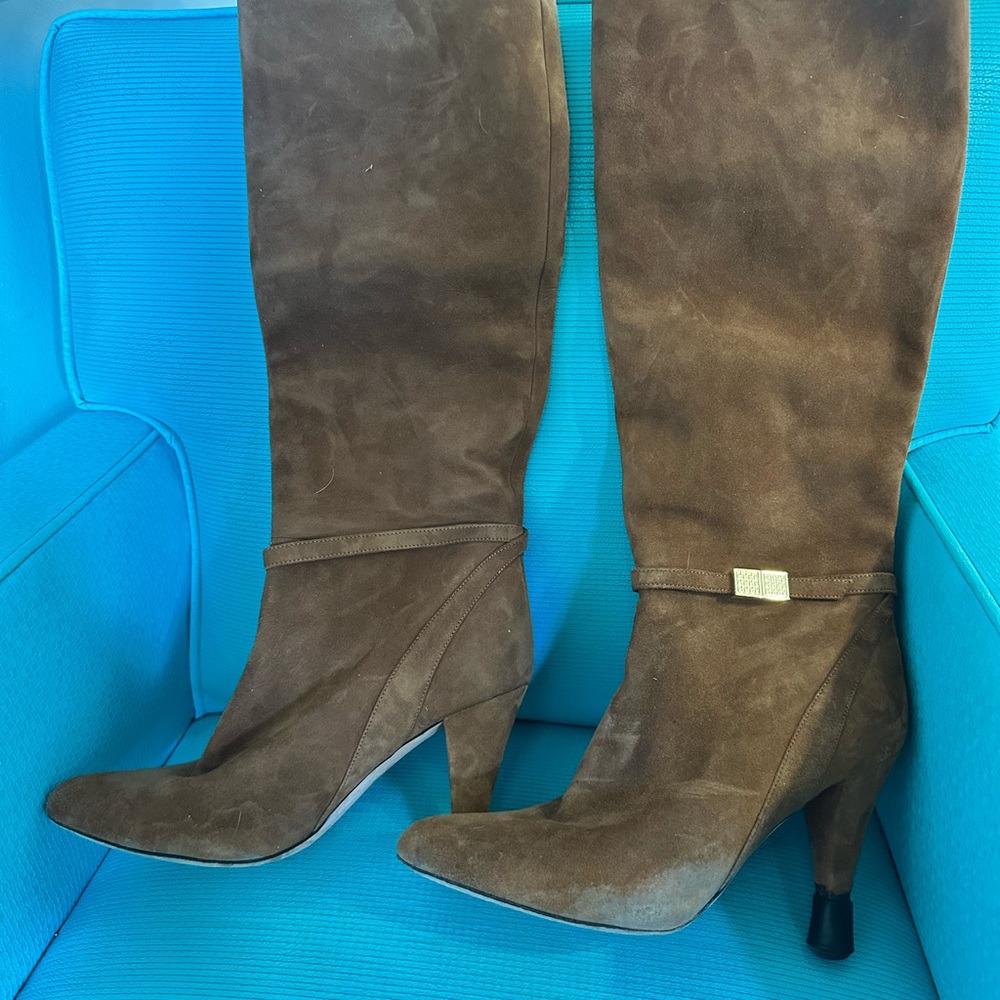 Hugo Boss Brown Heeled Boots Suede - Picture 2 of 5